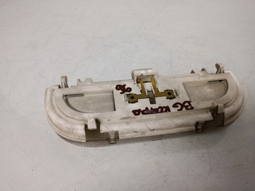 CHRYSLER VOYAGER IV 01-08 LAMPA KRYT KUFRU