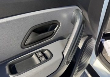 Dacia Duster II SUV 1.0 TCe 101KM 2020 Dacia Duster Tablet - Klimatyzacja - Niski Przebieg-jak nowe Benzyna 101KM, zdjęcie 15