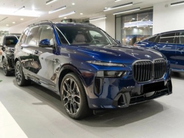 BMW X7 SUV Facelifting 3.0 40i 381KM 2026 xDrive40i M Sport 3.0 (381 KM)| Hak holowniczy, elektryczny, zdjęcie 4