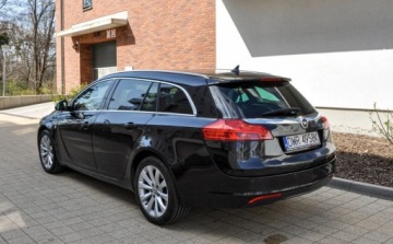 Opel Insignia I Sports Tourer 2.0 CDTI ECOTEC 160KM 2010 Opel Insignia 2,0CDTI (160KM) Automat Skory 2.0 Diesel 160KM, zdjęcie 2