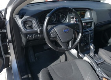 Volvo 2015 Volvo V40 115 koni Aut Ideał Spalanie 4l ON Ambiente 17” DVD parktroniki, zdjęcie 18