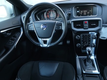 Volvo S40 II 2015 Volvo V40 1.5 T3, Salon Polska, Serwis ASO, zdjęcie 6