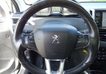 Peugeot 2008 I SUV 1.6 e-HDi 115KM 2013 Peugeot 2008 Bezwypadkowy Serwisowany 1-Wlasciciel Navi Panorama JBL Grz.F, zdjęcie 17