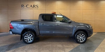 Toyota Hilux VIII Podwójna kabina 2.4 D-4D 150KM 2019 Toyota Hilux salon Polska FV 23 tylko 19 tys km R CARS Warszawa 2.4 150KM, zdjęcie 7
