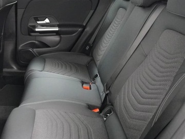 Mercedes GLA II Off-roader Facelifting 2.0 220 190KM 2025 GLA 220 4-Matic Progressive 2.0 (190KM) 2025, zdjęcie 11