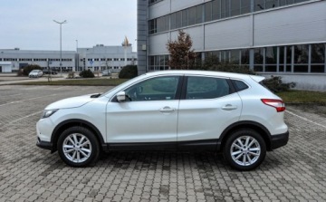 Nissan Qashqai II Crossover 1.2 DIG-T 115KM 2016 Nissan Qashqai Salon PL 114 tys. km Bezwypadkowy 2016 r. 1.2 Benzyna 115KM, zdjęcie 1