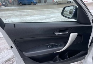 BMW Seria 1 F20-F21 2016 BMW Seria 1 BMW Seria 1 118i Edition Metropolitan 1.5 Benzyna 136KM, zdjęcie 14