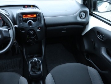 Toyota Aygo II Hatchback 5d 1.0 VVT-i 69KM 2016 Toyota Aygo 1.0 VVT-i, Salon Polska, VAT 23%, zdjęcie 7