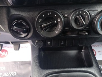 Toyota Hilux VIII Pojedyncza kabina 2.4 D-4D 150KM 2017 Toyota Hilux 2.4 D-4D Double Cab DLX 4x4 Toyota Hi, zdjęcie 34