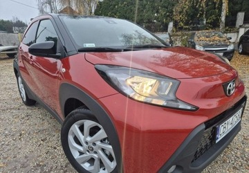 Toyota Aygo X 1.1 VVT-i 72KM 2022 Toyota Aygo X Salon PolskaPrzebieg 548km Nowy nieuzytkowany Benzyna, zdjęcie 4