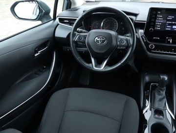 Toyota Corolla XII Sedan 1.6 Valvematic Dual VVT-i 132KM 2019 Toyota Corolla 1.6 Valvematic, Salon Polska, zdjęcie 6