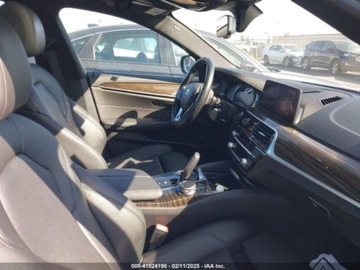 BMW Seria 5 G30-G31 2019 BMW Seria 5 2019 BMW 530I 2.0 Benzyna 248KM, zdjęcie 12