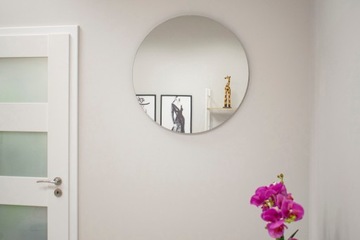 КРУГЛОЕ НАСТЕННОЕ ЗЕРКАЛО БЕЗ РАМКИ 80см