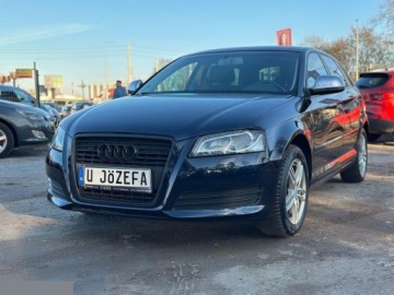 Audi A3 8P Hatchback 3d 1.4 TFSI 125KM 2009 Audi A3 Sportback 1.4 TFSI Ambition 125KM 2009r, zdjęcie 2