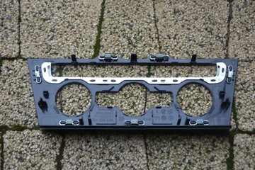 КОРПУС ПАНЕЛИ КОНДИЦИОНЕРА VW PASSAT B8 3G1863042