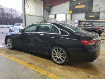 Mercedes Klasa E W213 2022 Mercedes-Benz Klasa E E 350 2.0 Benzyna 255KM, zdjęcie 2