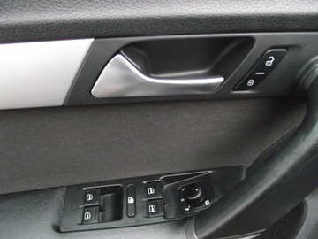 Volkswagen Passat B7 Variant 2.0 TDI CR DPF BlueMotion 140KM 2011 Volkswagen Passat Możliwość zamiany., zdjęcie 12