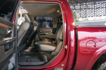 Dodge Ram IV 5.7 V8 390KM 2017 Dodge RAM Laramie1500V8HEMI5.7 Hak 390KM 4x4 Szyberdach Wentyl Alpine Navi, zdjęcie 9