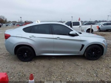 BMW Seria 6 F06-F12-F13 2015 BMW X6M 2015 4.4 Benzyna 567KM, zdjęcie 6