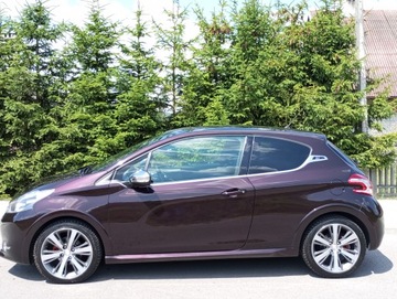 Peugeot 208 I Hatchback 3d 1.6 VTI 120KM 2014 Alu.17-Panorama-1.6 16V-Skóra, zdjęcie 3