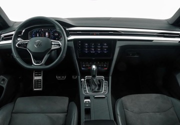 Volkswagen Arteon Fastback Facelifting 2.0 TSI 190KM 2023 Volkswagen Arteon 2.0 TSI 190KM, Hak skladany elektrycznie, Czujniki parko, zdjęcie 13