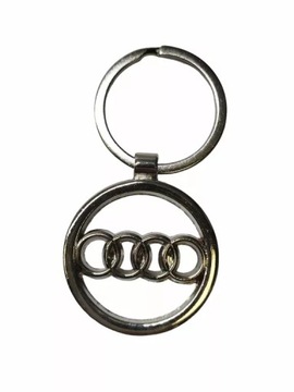 DUŻY BRELOCZEK AUDI