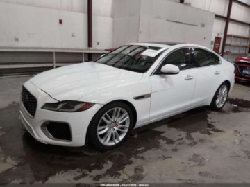 Jaguar XF II 2022 Jaguar XF JAGUAR XF SE P250 RWD AUTOMATIC 2.0 Benzyna 246KM, zdjęcie 2