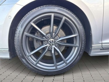 Volkswagen Passat B8 Variant Facelifting 2.0 TDI SCR 200KM 2022 Volkswagen Passat R-Line 4Mot. HarmanKardon LED Matrix Hak Kamera Cofania, zdjęcie 8