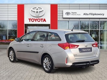 Toyota Auris II Touring Sports Valvematic 130 132KM 2013 Toyota Auris Toyota Auris 1.6, 1.6 Benzyna 132KM, zdjęcie 1