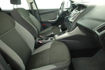 Ford Focus III Hatchback 5d 1.6 Duratorq TDCi DPF 115KM 2012 Ford Focus 1.6 TDCi, Salon Polska, Klima, zdjęcie 6