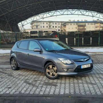 Hyundai i30 I Hatchback 1.4 109KM 2010 Hyundai i30 1.4 Blue Classic, zdjęcie 2