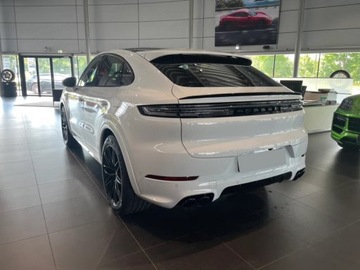 Porsche Cayenne III SUV Facelifting 3.0 353KM 2025 PORSCHE Cayenne Coupe Black Edition Suv 2.0 (353KM) 2025, zdjęcie 2