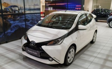 Toyota Aygo II Hatchback 5d 1.0 VVT-i 69KM 2017 Toyota Aygo 1.0 VVT-i X-play EU6 Benzyna 69KM, zdjęcie 14