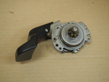 DRŽÁTKO REGULACE SEDADLA PRAVÁ VOLVO C30 8613318