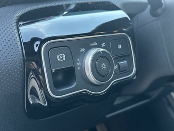 Mercedes Klasa A W177/V177 Hatchback Facelifting 1.3 200 163KM 2024 Mercedes-Benz A 200, zdjęcie 23