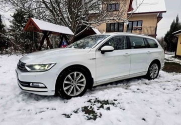 Volkswagen Passat B8 Variant 2.0 TDI 190KM 2015 Volkswagen Passat Variant Volkswagen Passat Variant 2.0 TDI SCR 4Motion DS, zdjęcie 2