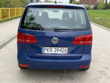 Volkswagen Touran II 1.6 TDI 105KM 2010 Volkswagen Touran 1.6TDI 2010 Zarejestrowany Klima, zdjęcie 4