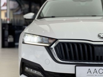 Skoda Octavia IV Kombi 2.0 TDI 150KM 2021 Skoda Octavia Ambition Kamera cofania CarPlayAndroid Auto LED Salon Po, zdjęcie 35