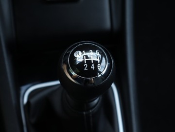 Toyota Corolla XI Sedan Facelifting 1,6 Valvematic 132KM 2018 Toyota Corolla 1.6 Valvematic, Salon Polska, GAZ, zdjęcie 15