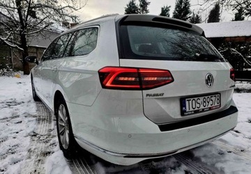 Volkswagen Passat B8 Variant 2.0 TDI 190KM 2015 Volkswagen Passat Variant Volkswagen Passat Variant 2.0 TDI SCR 4Motion DS, zdjęcie 12