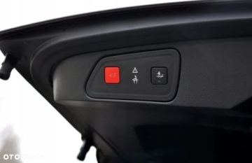 Peugeot 3008 II Crossover 2.0 BlueHDi 180KM 2019 PEUGEOT 3008 2.0 HDI 180 KM, zdjęcie 14