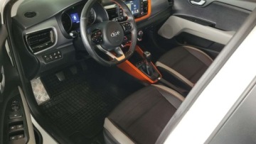Kia Stonic I Crossover 1.0 T-GDI 120KM 2018 Kia Stonic STONIC 120KM Bi-Color Navi Niski przebieg MOZLIWA ZAMIANA 120KM, zdjęcie 11