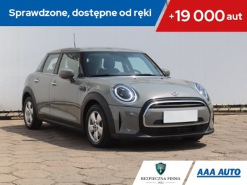 Mini Mini F56 Hatchback 3d Facelifting II Cooper 136KM 2022 MINI 5-door Copper, Salon Polska, Serwis ASO