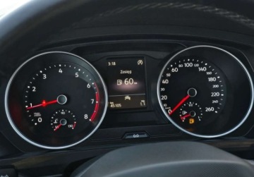 Volkswagen Tiguan II SUV Facelifting 1.5 TSI 130KM 2022 Volkswagen Tiguan LIFT Sliczny 1.5 TSI Bogata Wersja ORYGINAL Zadbany 2023, zdjęcie 11