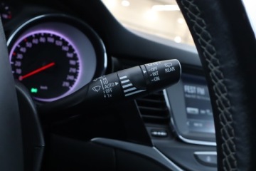 Opel Astra K Hatchback Facelifting 1.2 Turbo 145KM 2021 Opel Astra 1.2 Turbo, Salon Polska, Skóra, Navi, zdjęcie 19