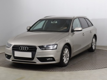 Audi A4 B8 Avant Facelifting 2.0 TDI 112g 136KM 2013 Audi A4 2.0 TDI, Klima, Klimatronic, Parktronic, zdjęcie 1