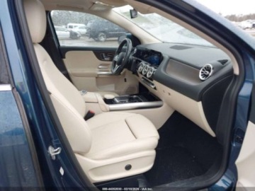 Mercedes GLA II 2021 Mercedes-Benz GLA 2021 r., 2,0L 4MATIC 2.0 Benzyna 221KM, zdjęcie 8