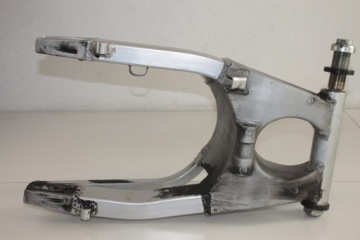 РЫЧАГ УПРАВЛЕНИЯ SUZUKI GSXR 600 750 96-00 SRAD