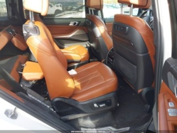 BMW X7 2022 BMW X7 m50i, 2022r., 4x4, 4.4L 4.4 Benzyna 523KM, zdjęcie 9