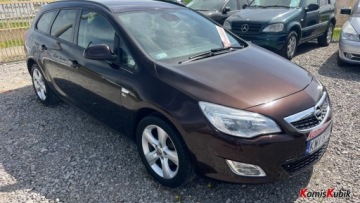 Opel Astra J Hatchback 5d 1.7 CDTI ECOTEC 110KM 2010 Opel Astra Pisemna roczna gwarancja , fajny stan ,mozliwa zamiana 1.7, zdjęcie 38
